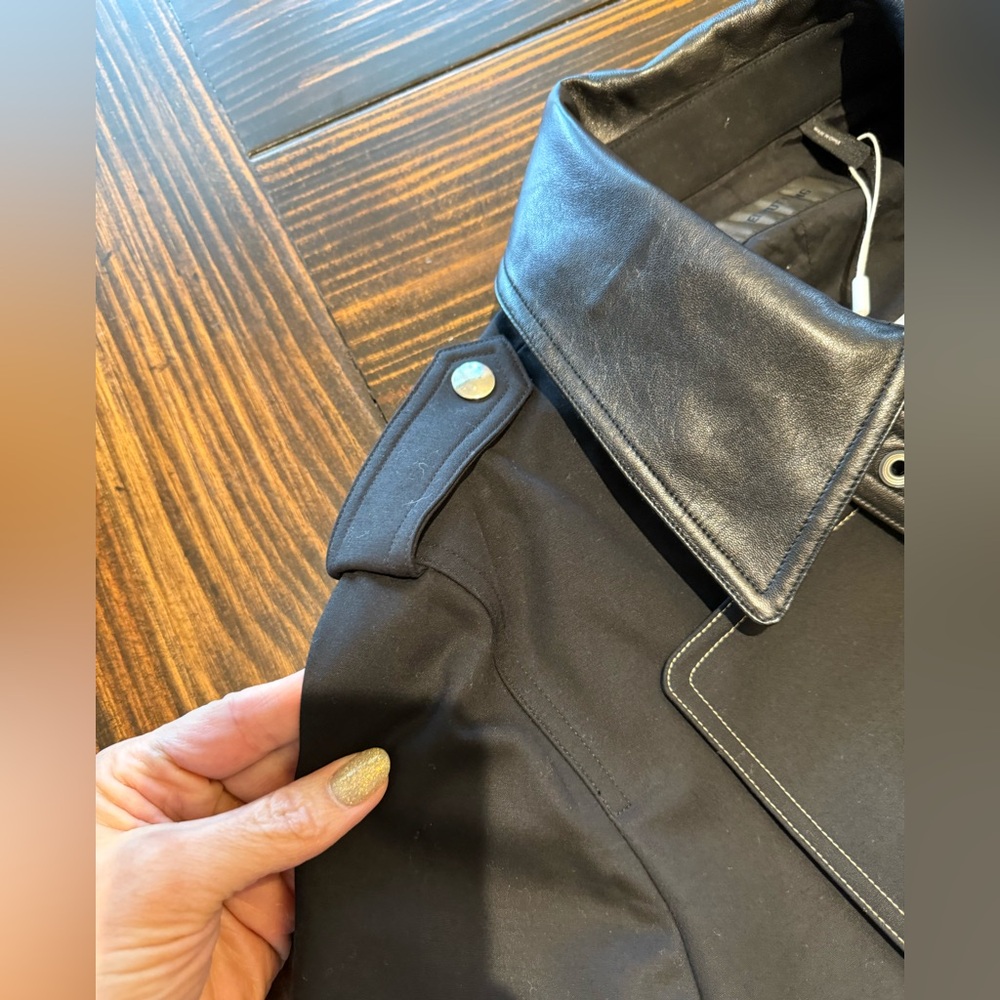 Helmut Lang NWT Black Cropped Trench Coat with Leather Accents - Picture 4 of 16